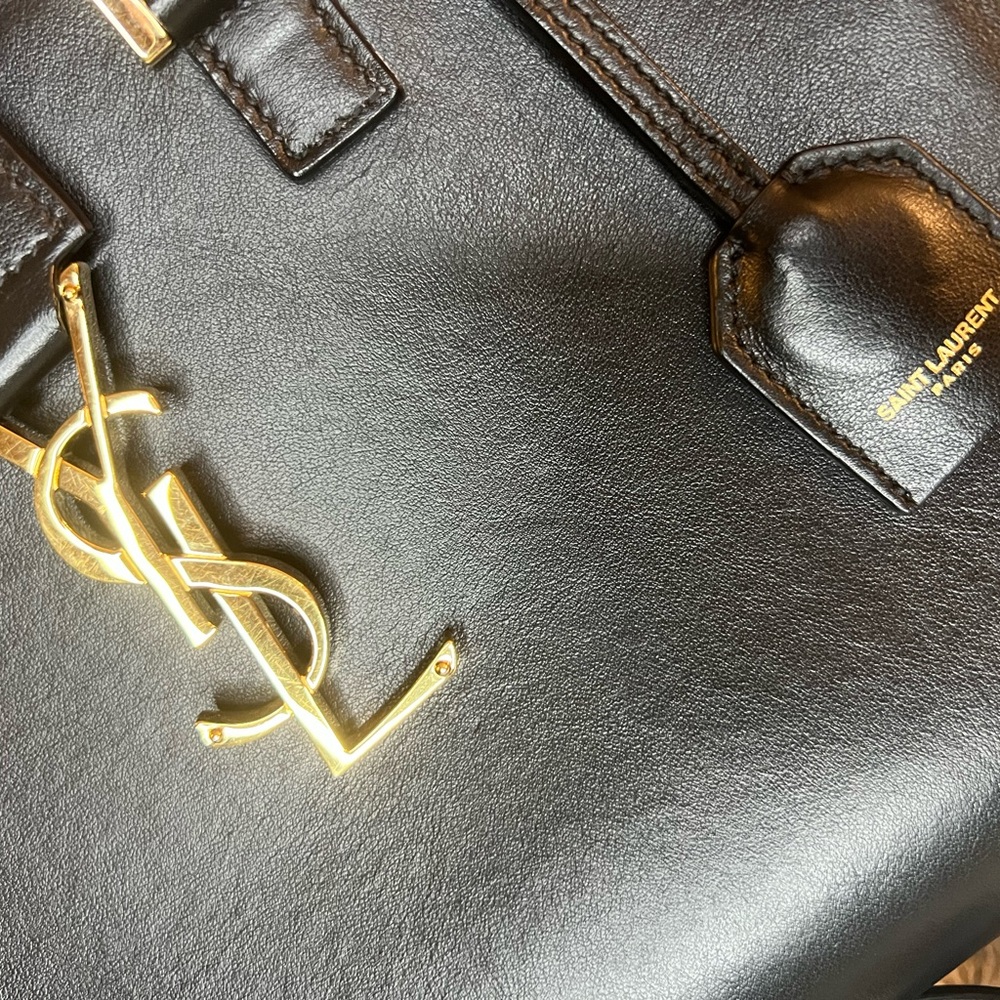 Authentic YSL Saint Laurent Baby Cabás - Picture 8 of 9